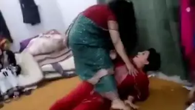 Kitty Party Sex Indoan Video - Desi Drunk Couple Fuck In Toilet After Party Must Watch - Indian Porn Tube  Video