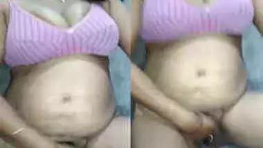 Karnataka Manglore Girl Putting Fingers Into Pussy