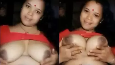 380px x 214px - Assamese Wife Showing Her Big Boobs On Cam - Indian Porn Tube Video
