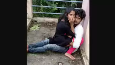 Telugu Outdoor Sex Videos - Andhra Telugu Lovers Outdoor Sex