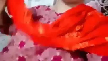 Bangladeshi Beautiful Girl Pissing Video for Lover