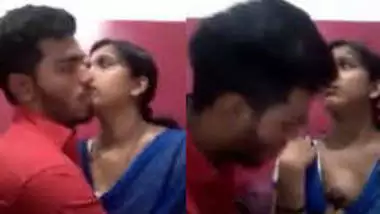 Boobs Suck Her Sis Bra And - Indian Gf Boobs Sucked In Cyber Cafe - Indian Porn Tube Video