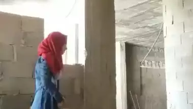 Mumbai Hijab Sex Video - Lover Fuck In Construction Area - Indian Porn Tube Video