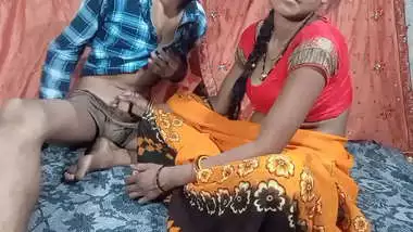 380px x 214px - Bathroom Sex Punjab Ladies Chut Mein Ungli Daal Te Hue Dikhai De