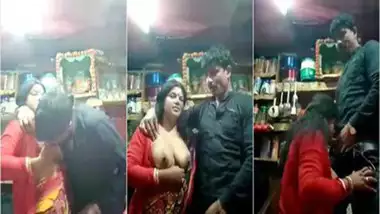 Indian Girl Fucking With Salesman - Indian Shop Salesman And Salegirl On Hidden Cam Fuck