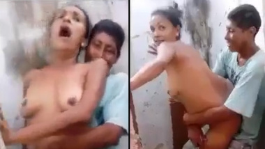 Sone Xxx Bf - Son With Slutty Soul Embraces Desi Mother While Fucking Her On Xxx Cam -  Indian Porn Tube Video