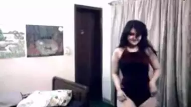 380px x 214px - Indian Aunty Sexy Back Ass Scurvy Very Hot