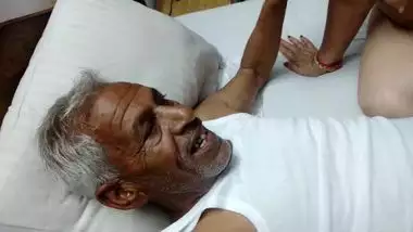 Dese Oldsex Video - Indian Old Sex Video At Jungle