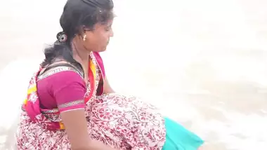 Xxx Cute Girl Chudai In Beech - Indian Girl Sex In Goa Beach