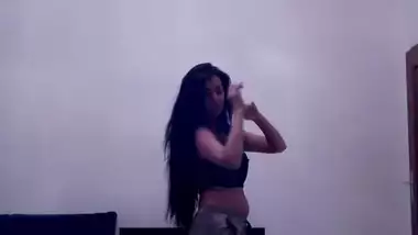 Indian Babe Sexy Dance – Movies