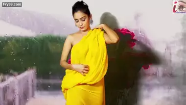 380px x 214px - Bhojpuri Sexy Video Jangal Me Saree Wali