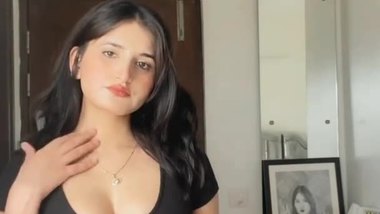 Rachel Sharma Beautiful Sexy Babe Hotness Show - Indian Porn Tube Video