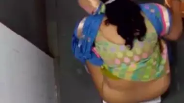 Girls Toilet Cam - Hidden Camera In Ladies Toilet 5 - Indian Porn Tube Video
