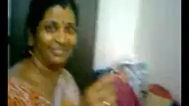 School Pengal Sexy Videos - Tamil School Pengal Sexy Video