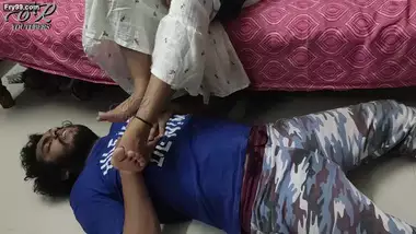 Visnavi Sex Video - Vaishnavi Face And Chest Trample - Indian Porn Tube Video