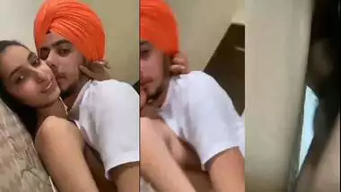 Slim Punjabi Girl Sex With College Lover Mms - Indian Porn Tube Video