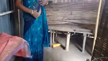 Bangla x video of desi boudhi and her neighbor