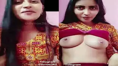 Cute famous girl Divya live cam nude act for money